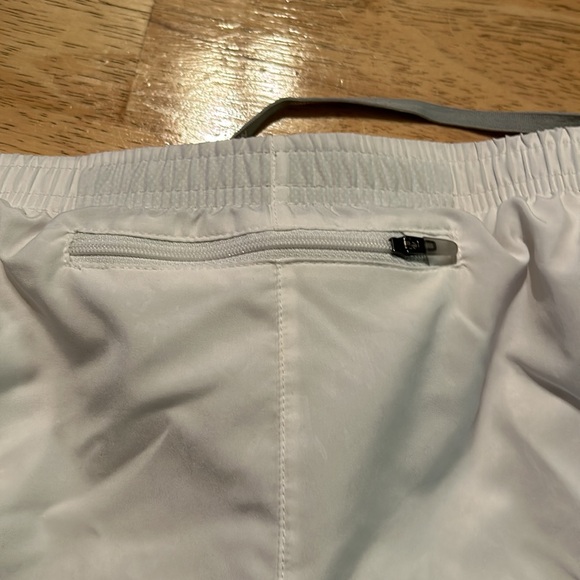 Nike shorts - Picture 7 of 8